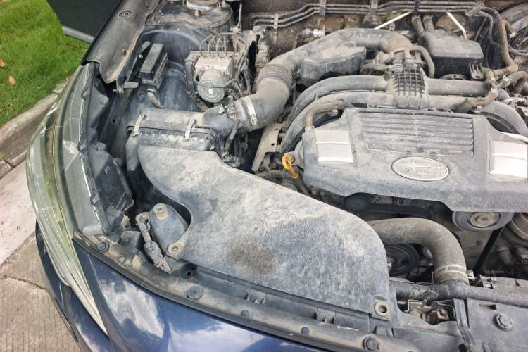 Used Subaru Outback 2018 2.5i Sport Navigation Edition with EyeSight Engine Bay Right