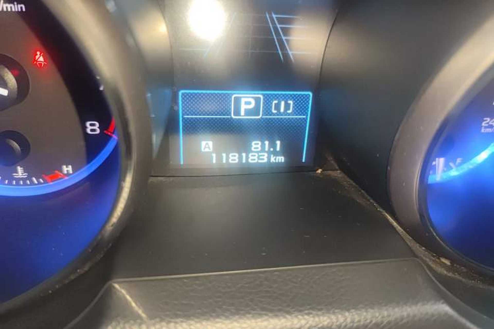 Used Subaru Outback 2018 2.5i Sport Navigation Edition with EyeSight Odometer Close Up