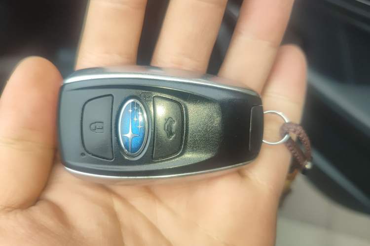 Used Subaru Outback 2018 2.5i Sport Navigation Edition with EyeSight Vehicle Key