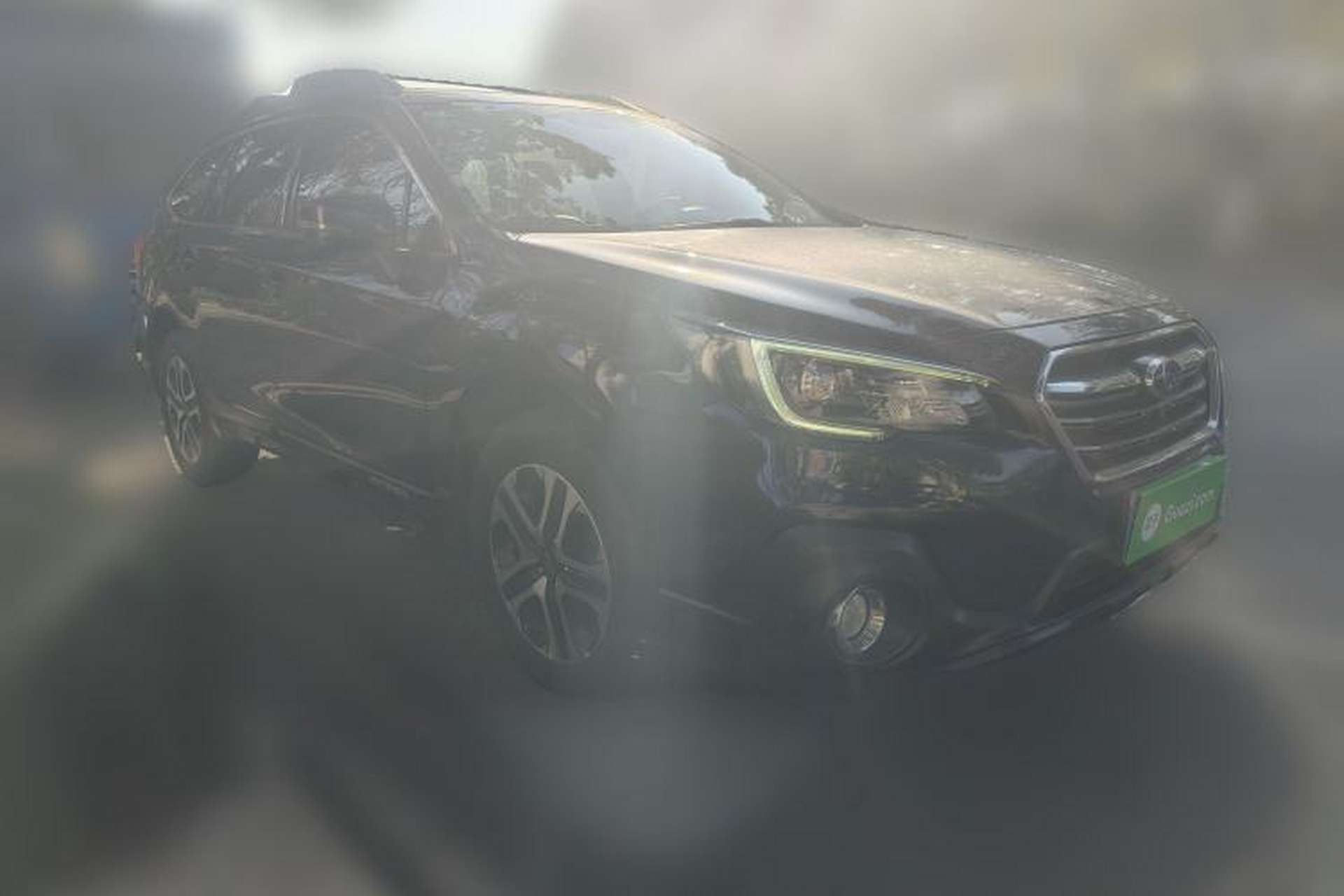 Used Subaru Outback 2018 2.5i Luxury Navigation Edition with EyeSight Front Right 45 Deg