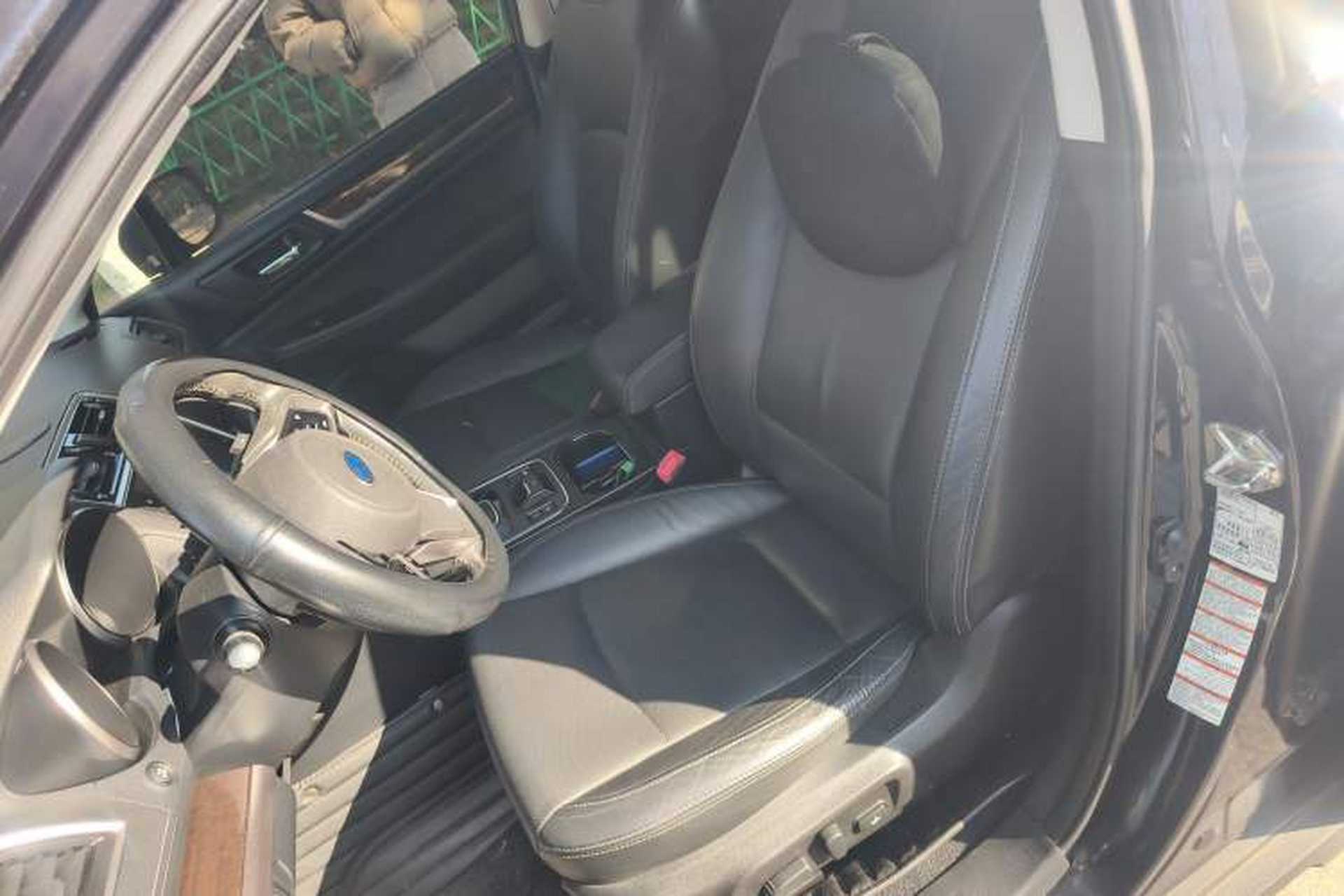 Used Subaru Outback 2018 2.5i Luxury Navigation Edition with EyeSight Left Front Seat