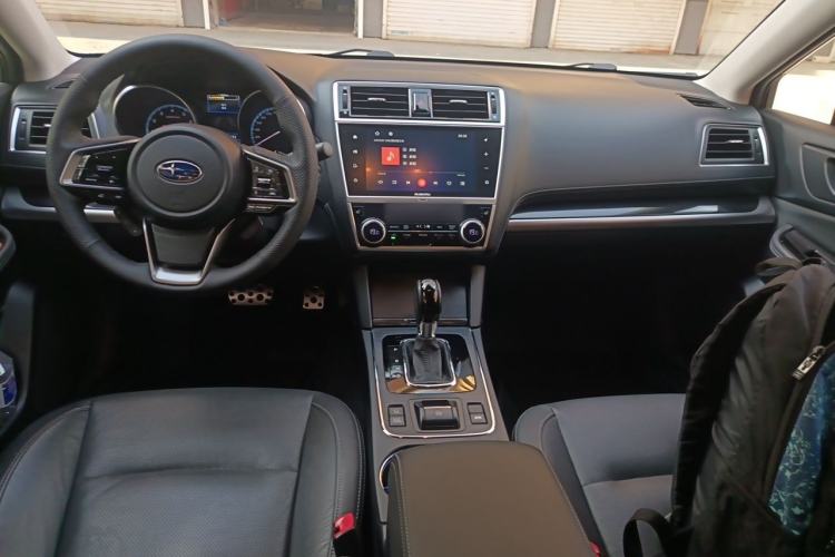 Used Subaru Outback 2018 2.5i Sport Navigation Edition with EyeSight Center Console
