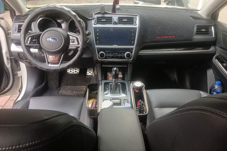 Used Subaru Outback 2018 2.5i Sport Navigation Edition with EyeSight Center Console