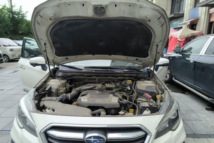 Used Subaru Outback 2018 2.5i Sport Navigation Edition with EyeSight Engine Bay