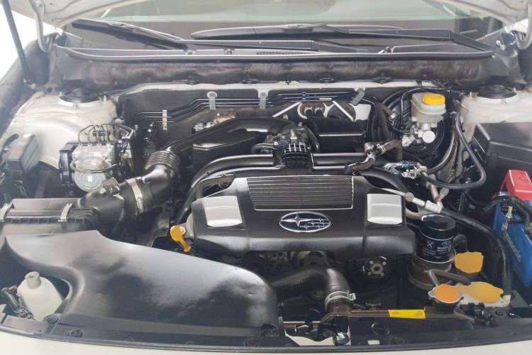 Used Subaru Outback 2018 2.5i Luxury Navigation Edition with EyeSight Engine Bay