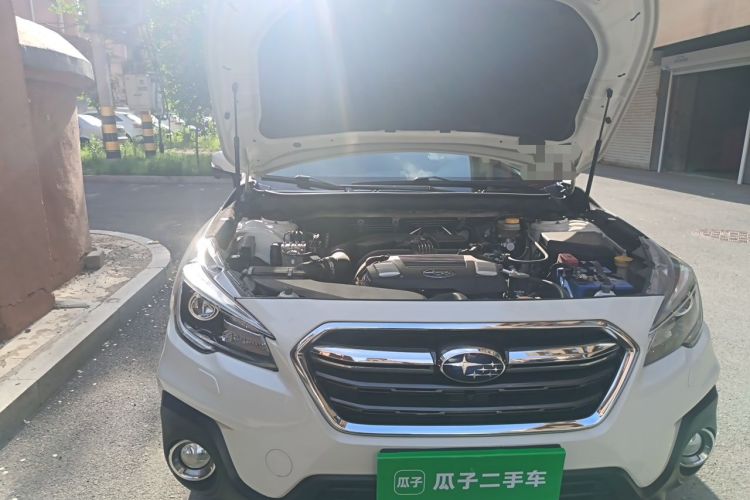Used Subaru Outback 2018 2.5i Sport Navigation Edition with EyeSight Engine Bay Right