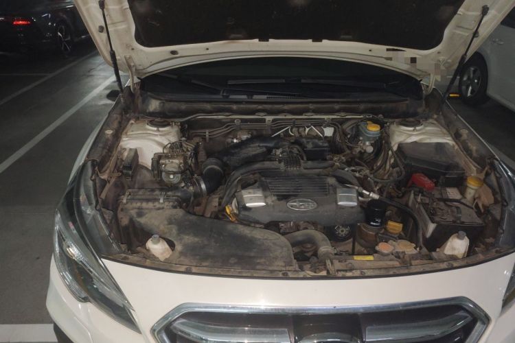 Used Subaru Outback 2018 2.5i Sport Navigation Edition with EyeSight Engine Bay Right
