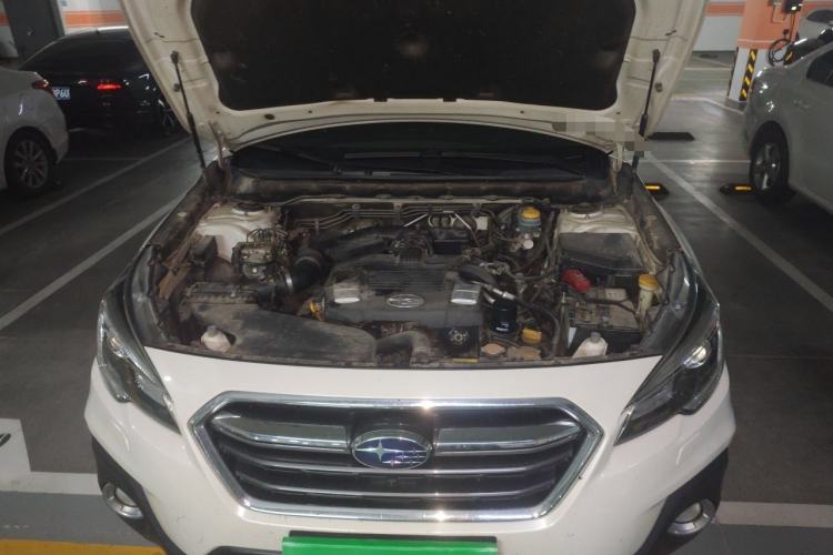 Used Subaru Outback 2018 2.5i Sport Navigation Edition with EyeSight Engine Bay
