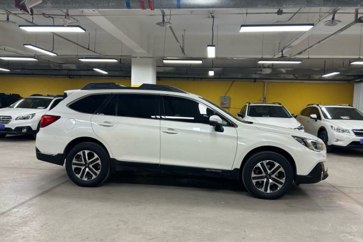 Used Subaru Outback 2018 2.5i Luxury Navigation Edition with EyeSight Exterior 7