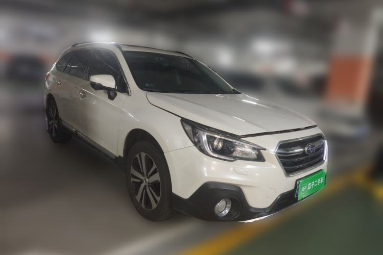 Used Subaru Outback 2018 2.5i Sport Navigation Edition with EyeSight Front Right 45 Deg