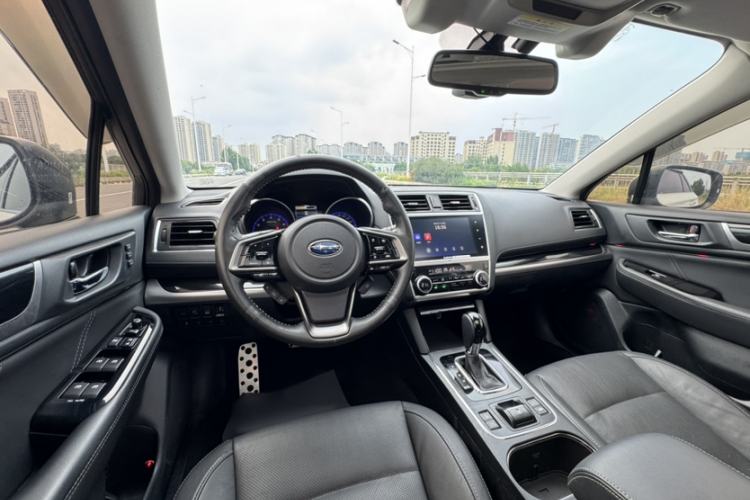 Used Subaru Outback 2018 2.5i Sport Navigation Edition with EyeSight Interior 2