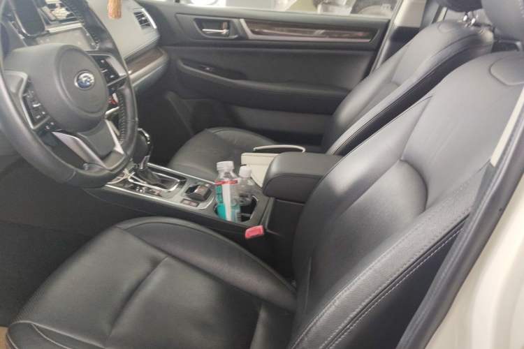Used Subaru Outback 2018 2.5i Luxury Navigation Edition with EyeSight Left Front Seat