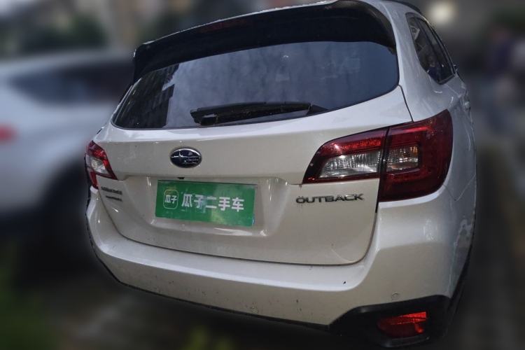 Used Subaru Outback 2018 2.5i Luxury Navigation Edition with EyeSight Rear