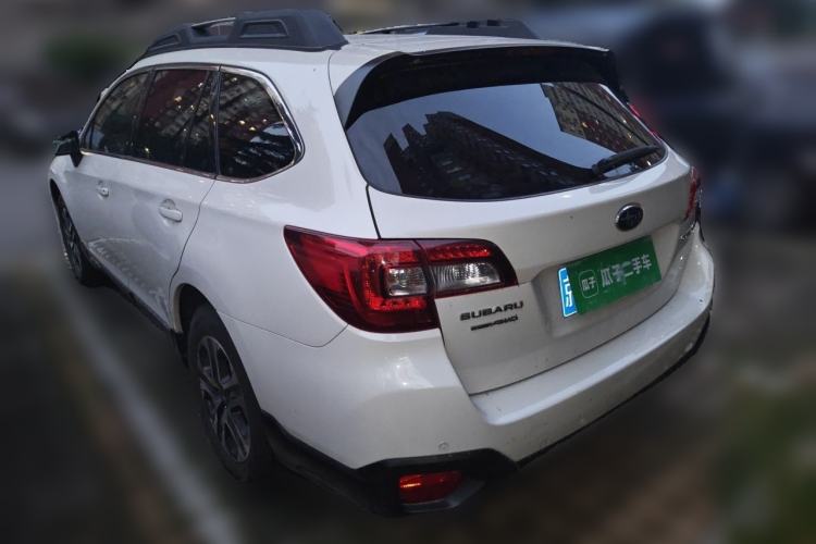 Used Subaru Outback 2018 2.5i Luxury Navigation Edition with EyeSight Rear Left 45 Deg