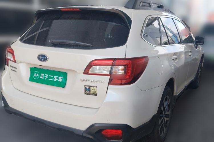 Used Subaru Outback 2018 2.5i Luxury Navigation Edition with EyeSight Rear Right 45 Deg
