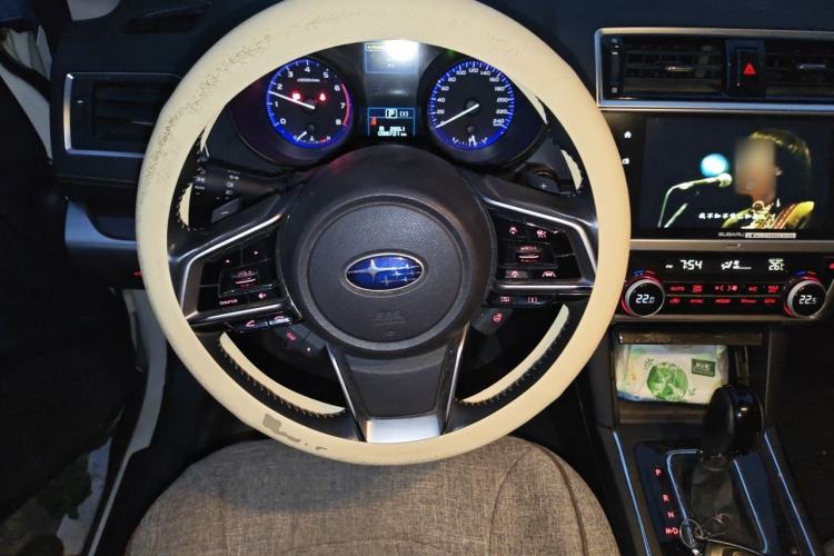 Used Subaru Outback 2018 2.5i Luxury Navigation Edition with EyeSight Steering Wheel