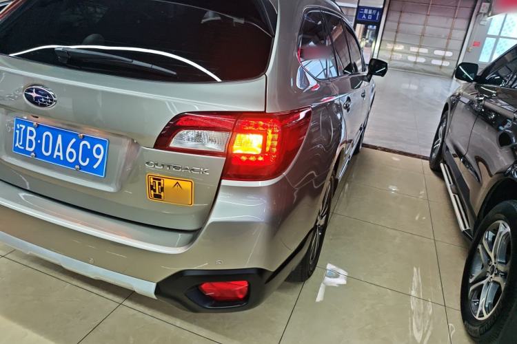 Used Subaru Outback 2018 2.5i Sport Navigation Edition with EyeSight Exterior 6