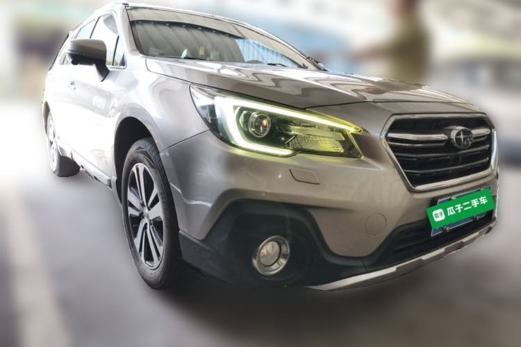 Used Subaru Outback 2018 2.5i Sport Navigation Edition with EyeSight Front Right 45 Deg
