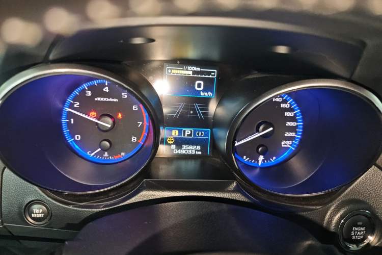 Used Subaru Outback 2018 2.5i Sport Navigation Edition with EyeSight Instrument Cluster