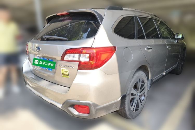 Used Subaru Outback 2018 2.5i Sport Navigation Edition with EyeSight Rear Right 45 Deg