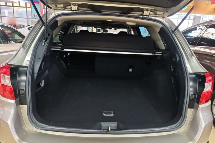 Used Subaru Outback 2018 2.5i Sport Navigation Edition with EyeSight Trunk