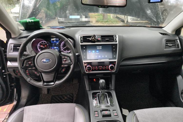 Used Subaru Outback 2019 2.5i Special Edition EyeSight Center Console
