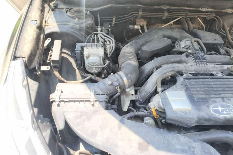 Used Subaru Outback 2019 2.5i Sport Navigation Edition with EyeSight Engine Bay Right