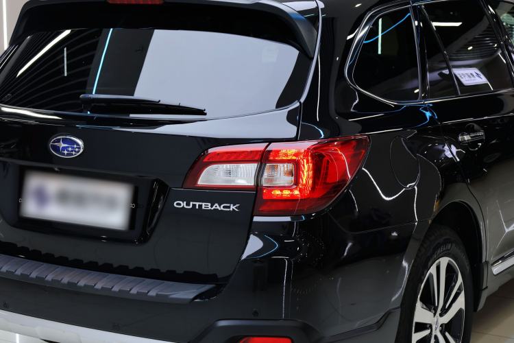 Used Subaru Outback 2019 2.5i Sport Navigation Edition with EyeSight Exterior 14