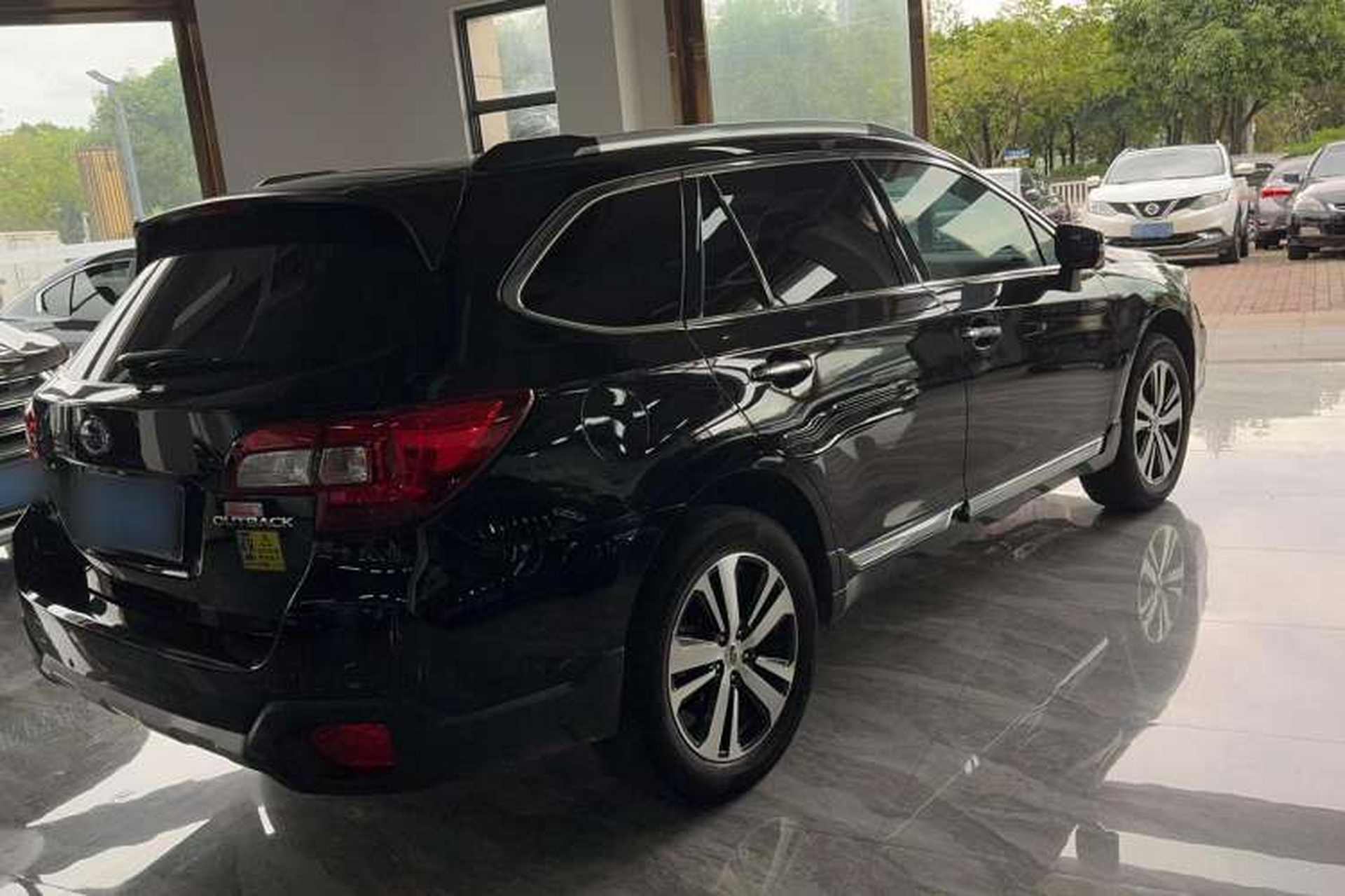 Used Subaru Outback 2019 2.5i Sport Navigation Edition with EyeSight Exterior 3