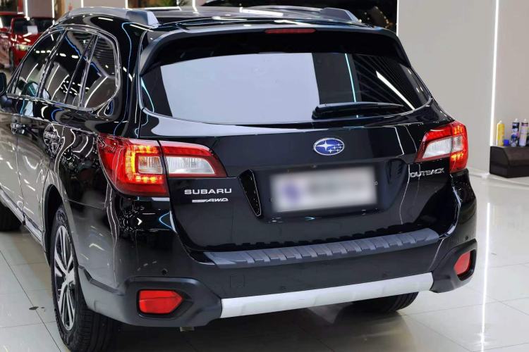 Used Subaru Outback 2019 2.5i Sport Navigation Edition with EyeSight Exterior 5