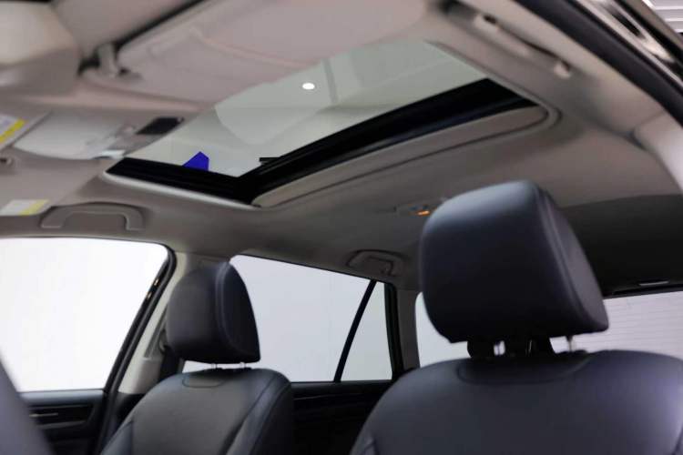Used Subaru Outback 2019 2.5i Sport Navigation Edition with EyeSight Headliner