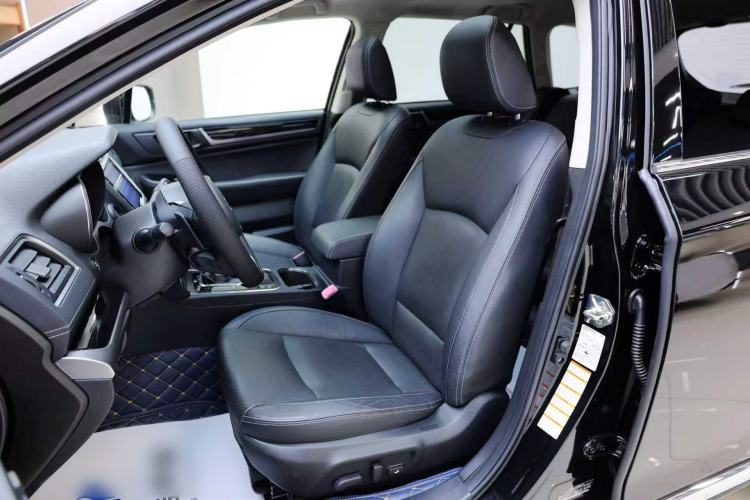 Used Subaru Outback 2019 2.5i Sport Navigation Edition with EyeSight Interior 6