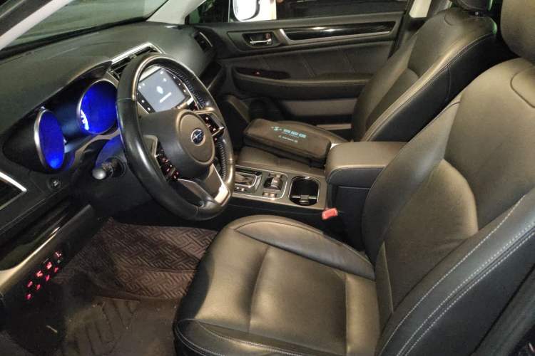 Used Subaru Outback 2019 2.5i Sport Navigation Edition with EyeSight Left Front Seat
