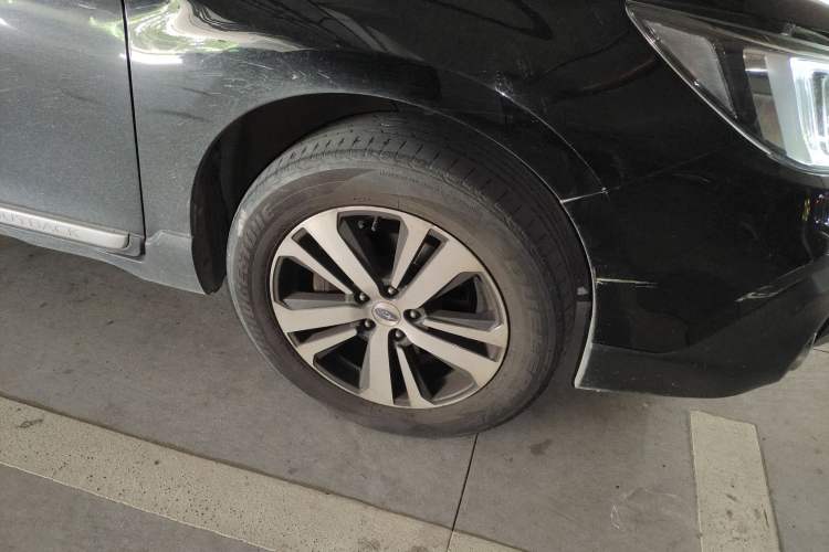 Used Subaru Outback 2019 2.5i Sport Navigation Edition with EyeSight Right Front Wheel Hub