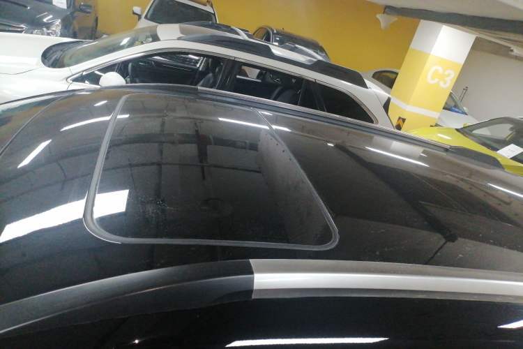 Used Subaru Outback 2019 2.5i Sport Navigation Edition with EyeSight Roof