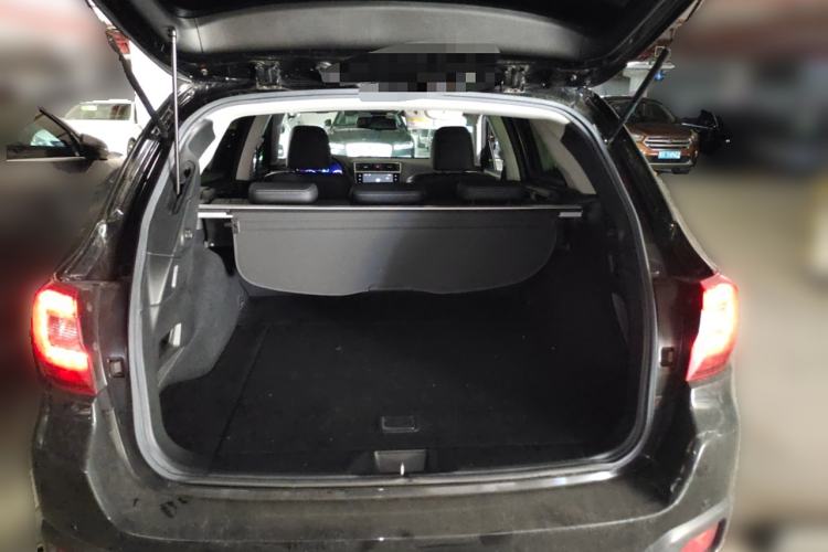 Used Subaru Outback 2019 2.5i Sport Navigation Edition with EyeSight Trunk