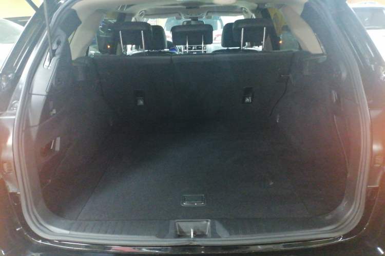 Used Subaru Outback 2019 2.5i Sport Navigation Edition with EyeSight Trunk