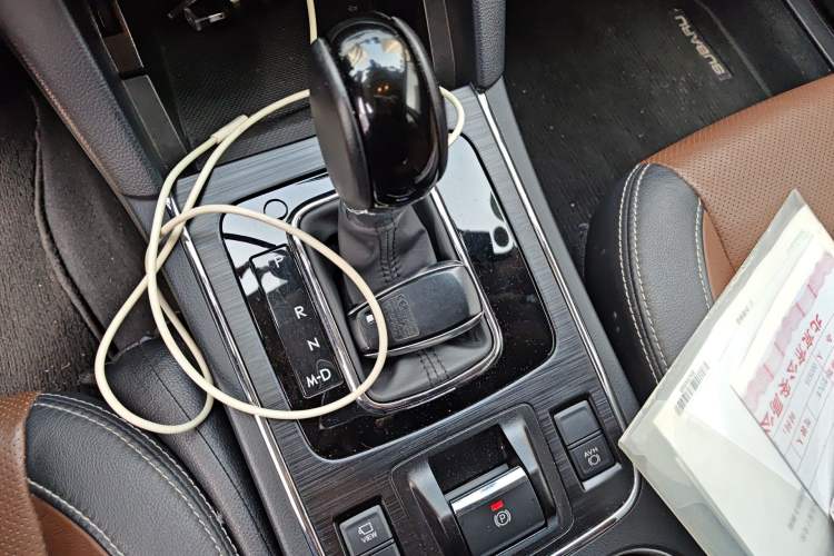 Used Subaru Outback 2019 2.5i Sport Navigation Edition Gear Lever