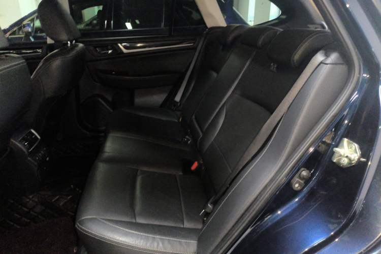 Used Subaru Outback 2019 2.5i Sport Navigation Edition with EyeSight Left Rear Seat