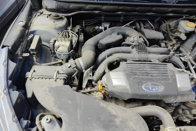 Used Subaru Outback 2019 2.5i Sport Navigation Edition with EyeSight Engine Bay Right