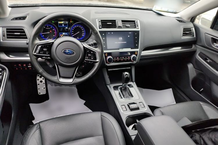 Used Subaru Outback 2019 2.5i Sport Navigation Edition with EyeSight Interior 2