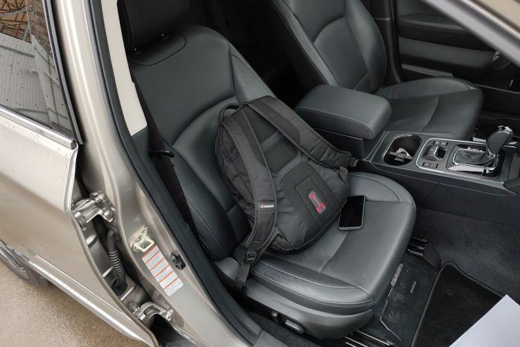 Used Subaru Outback 2019 2.5i Sport Navigation Edition with EyeSight Right Front Seat