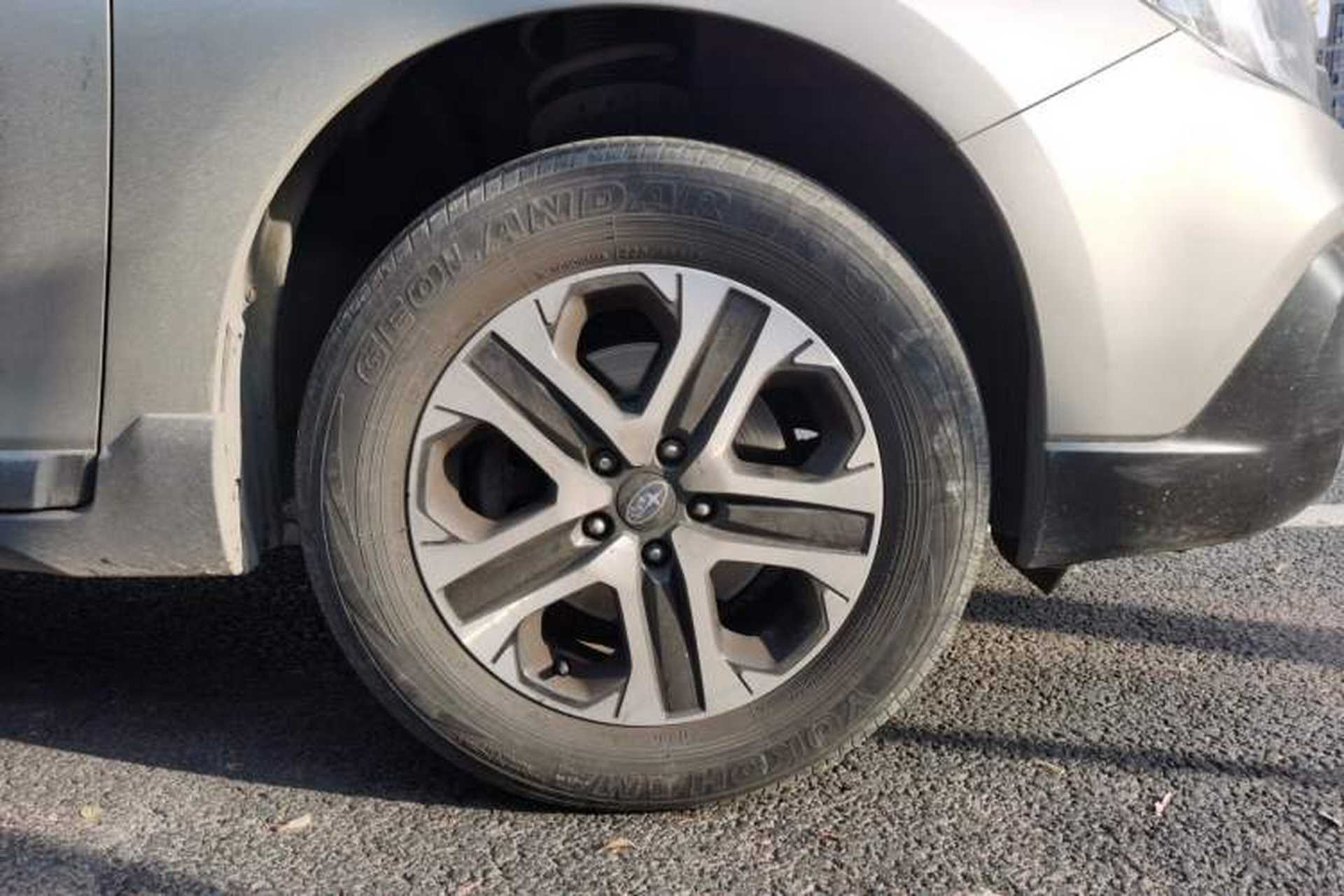 Used Subaru Outback 2019 2.5i Luxury Navigation Edition Right Front Wheel Hub