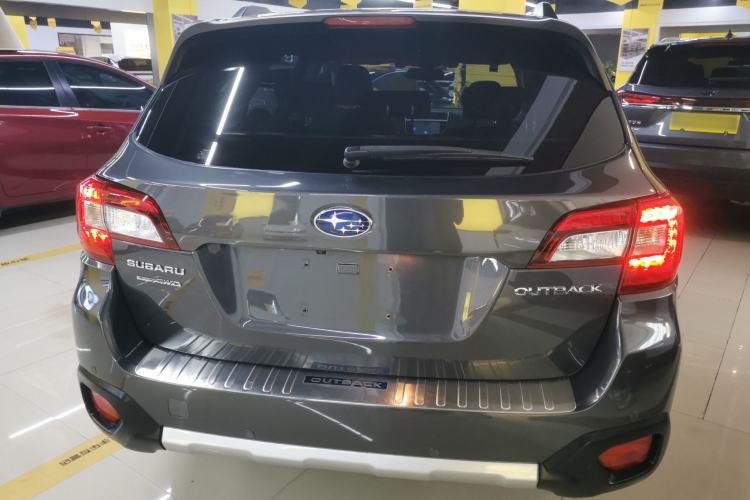 Used Subaru Outback 2019 2.5i Sport Navigation Edition with EyeSight Exterior 4