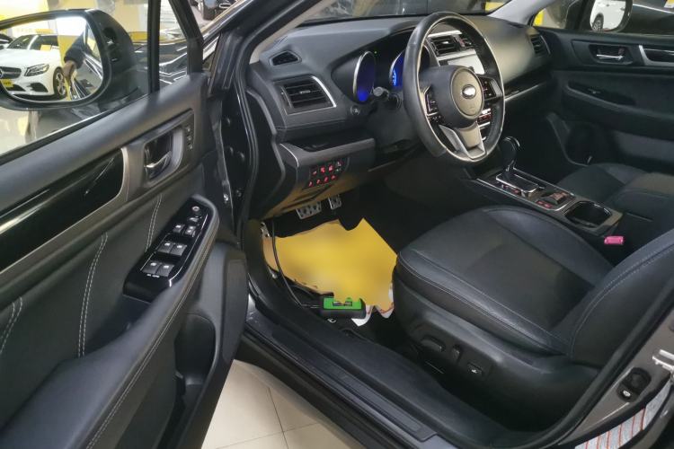 Used Subaru Outback 2019 2.5i Sport Navigation Edition with EyeSight Interior 3