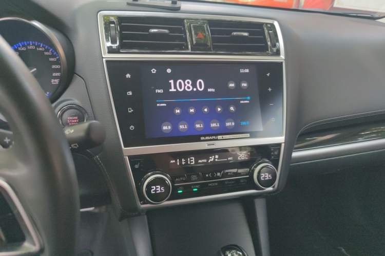 Used Subaru Outback 2019 2.5i Sport Navigation Edition with EyeSight Audio And AC Panel