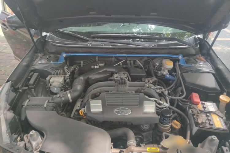 Used Subaru Outback 2019 2.5i Sport Navigation Edition with EyeSight Engine Bay