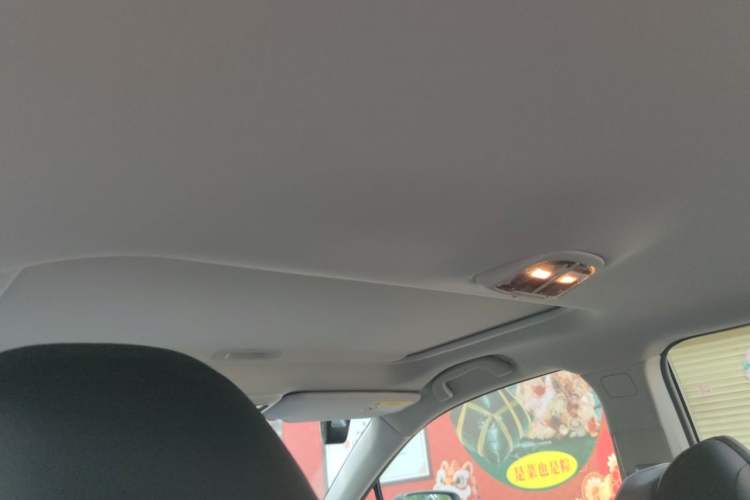 Used Subaru Outback 2019 2.5i Sport Navigation Edition with EyeSight Headliner