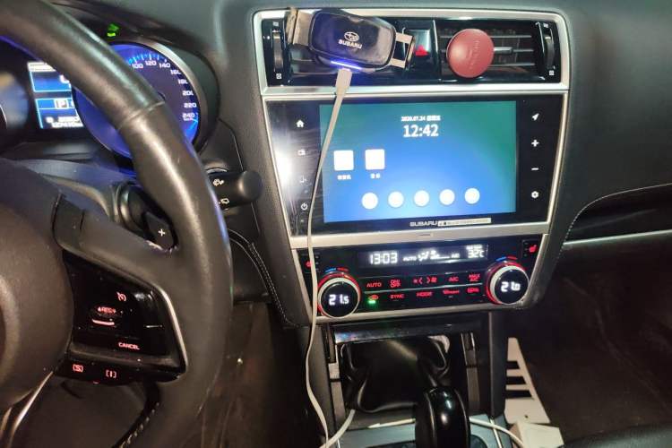 Used Subaru Outback 2019 2.5i Sport Navigation Edition Audio And AC Panel