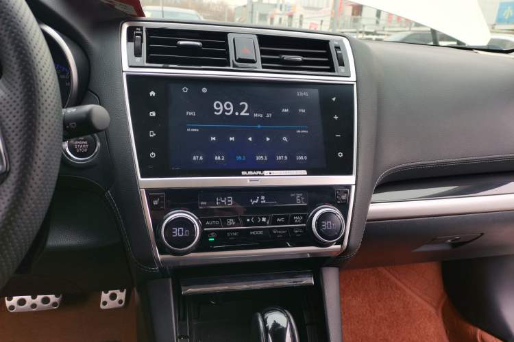 Used Subaru Outback 2019 2.5i Sport Navigation Edition with EyeSight Audio And AC Panel